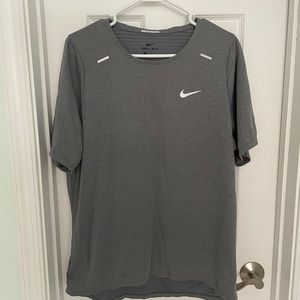 Nike Dri Fit Tee Mens L Gray